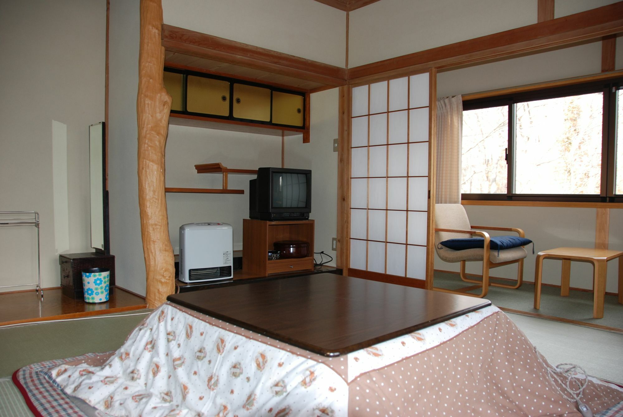 Yamanouchi Guest House Yamanakako Ngoại thất bức ảnh